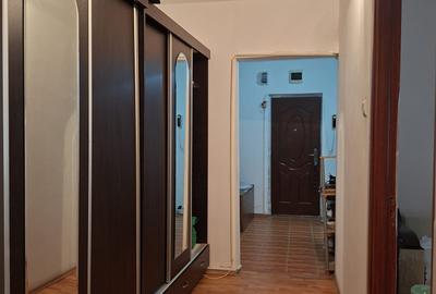 Dristor Metrou, 3 Camere, Decomandat, Parter, Balcon - 1