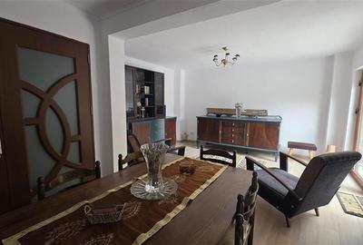 Casa P+M, teren 341 mp, pretabila - clinica, birouri, locuinta - Medicina - 1