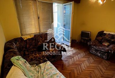 Apartament cu 3 camere de vânzare – zona Altex - 2