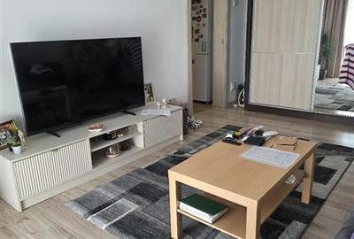 Apartament cu 2 camere decomandat în Ștefan cel Mare