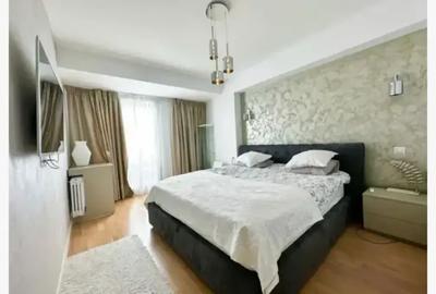 Apartament cu 4 camere decomandat, mobilat în Herăstrău