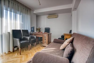 Universitate - Coltea / Apartament cu 4 camere - 8