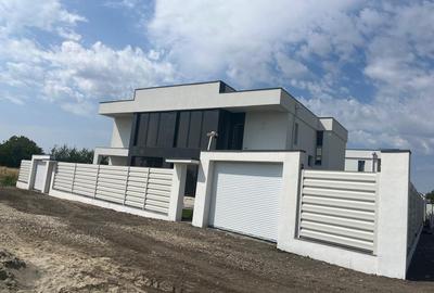 VILA DUPLEX, complex rezidential, utili 144mp, teren 150mp, loc. 1 Decembrie - 1