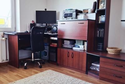 Proprietar vand apartament cu 4 camere - 12