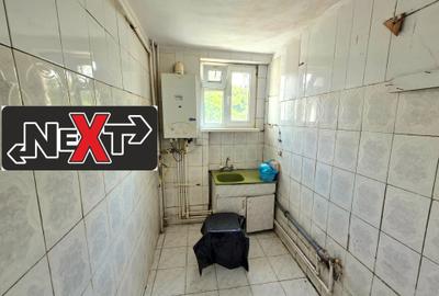 Garsoniera bloc de apartamente et 3 - 6