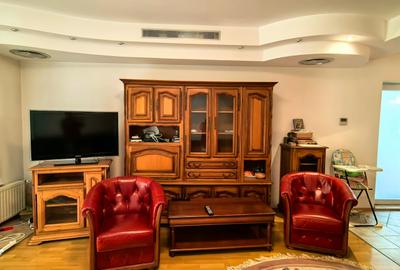 Vila Breaza  213Mp , teren 419mp , zona centrala , comision 1,5% - 9