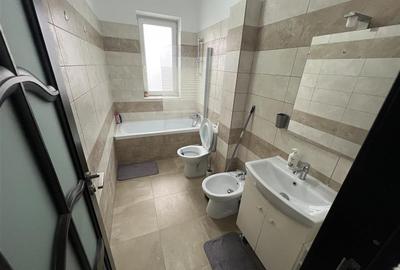 Apartament 2 camere, bloc nou, etaj 2(lift), zona Scoala 10 - 9