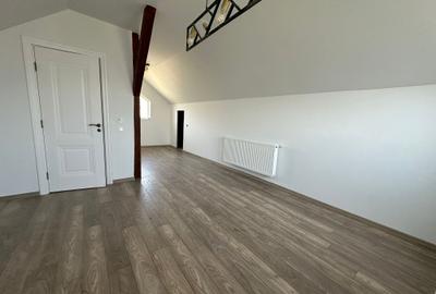 Casa recent renovata in Campenesti - 12