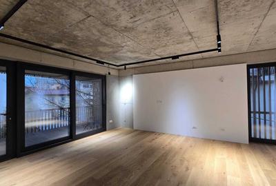 Apartament cu 3 camere decomandat în Dorobanți