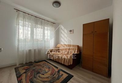 Apartament cu 3 camere decomandat, mobilat în Șagului