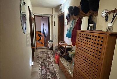 Apartament 3 camere cf1 decomandat zona Centru - 4