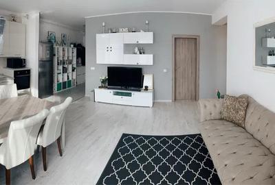 Apartament cu 3 camere semidecomandat, mobilat în Florești