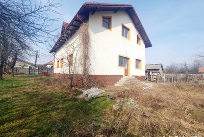Casa D+P+M, situata in Arcani (Campofeni) - 6