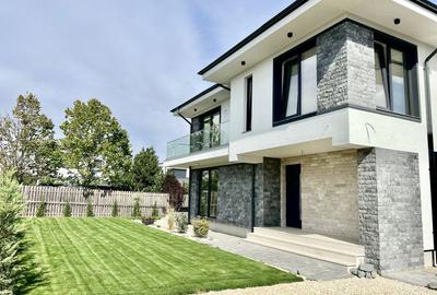 Casă individuală cu 5 camere în Corbeanca