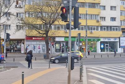 Colentina - Doamna Ghica Rond - sup 30 mp - pret 1000 euro - 1