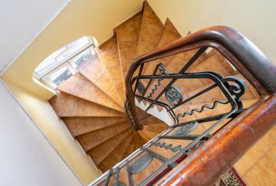 Vila 16 Camere de vanzare Unirii Primaria Sector 3 - 6