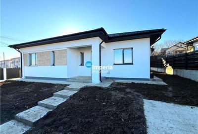 Casă individuală cu 4 camere în Horpaz