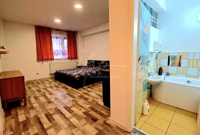 Apartament cu 5 camere-239 mp. utili si terasa 356 mp. in Prel. Ghencea-parter - 46