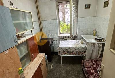 TUDOR VLADIMIRESCU - 2 CAMERE - 52MP - DE RENOVAT - 2