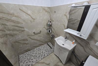 Gradina proprie. Mobilat si utilat complet. 2 Bai. Aproape de Eso. - 18