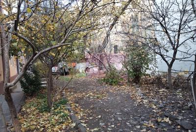 Casa în Ultracentralul Bucureștiului la preț mic (casă mică) - 22