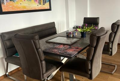 Apartament cu 3 camere decomandat, mobilat în Capitale