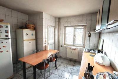 Vanzare - 3 camere decomandat - Drumul Sarii - metrou -  Orizont - Drumul Tabere - 12