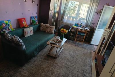 Dacia, apartament 2 camere decomandat et.4 - 5
