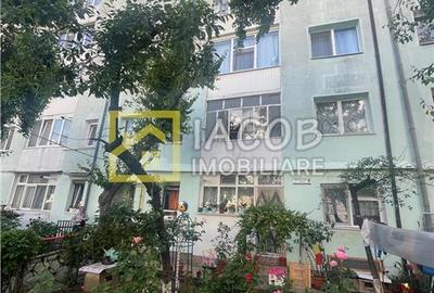 Apartament cu 3 camere, etajul 1, str. Milcov, Bacau - 2