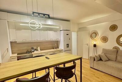 Închiriere Apartament 3+ Camere – Complex Nou, Zona Centrală - 1