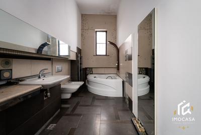 De vanzare Cladire bloc Istoric Central Arad D+P+E+M curte proprie - 8