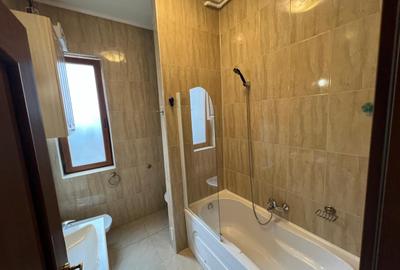 Apartament 3 camere, garaj si boxa - zona Centrala-Prefectura - 30