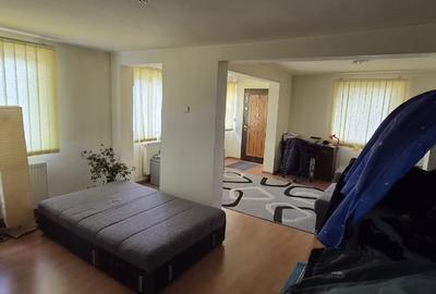 Casă de vânzare în Aninoasa - 5