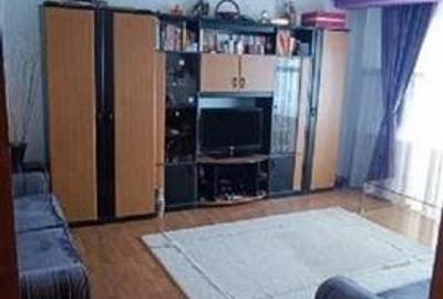 Apartament cu 2 camere decomandat în Costin Georgian