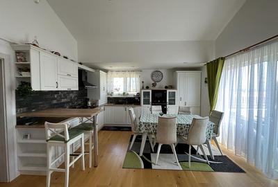 Penthouse 3 camere - 2 bai - dressing - 94 mp - Calea Cisnadiei - 3