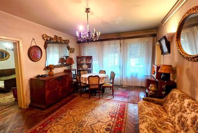 Apartament 3 camere parter in vila plus garsoniera demisol si curte. - 4