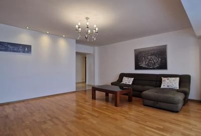 Pta Alba Iulia - Unirii - Decebal - Apartament 3 camere - bl nou - parcare -et 5 - 4