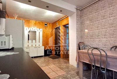 Apartament cu 2 camere decomandat  Alfa - 9