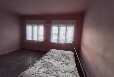 Casa cu 3 camere si pivnita in Lipova - 9