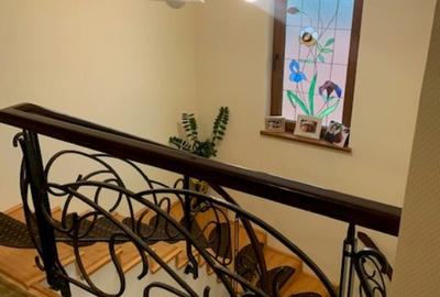 ZONA TBC , DUPLEX D+P+E din an 2007 , 950mp si 10ari teren! - 11