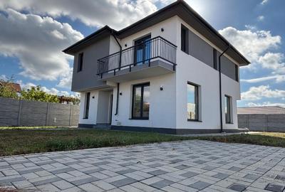 Vilă Individuală Premium în Mogoșoaia | 160 mp utili | Teren 500 mp | 3 băi | - 1