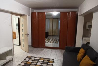 Apartament cu 2 camere semidecomandat, mobilat în Ștefan cel Mare
