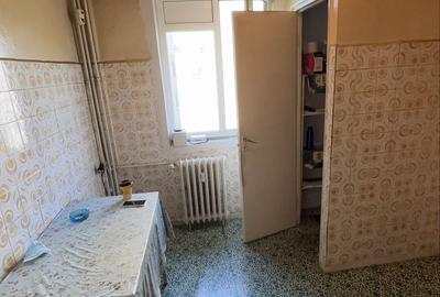 Apartament cu 3 camere decomandat în Nicolae Grigorescu