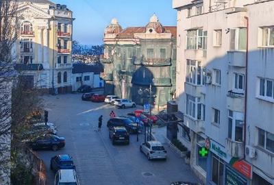 Apartament 3 camere decomandat, Cazino, Catedrala, Piata Ovidiu, - 1