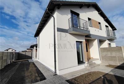 Duplex cu 4 camere în Moșnița Nouă