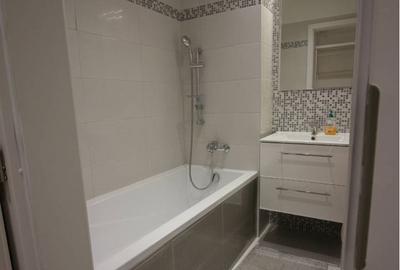 Apartament cu 2 camere decomandat, mobilat în P-ța Muncii