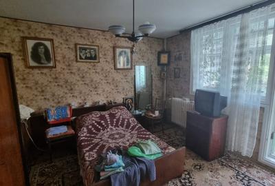 De vanzare Apartament 4 camere Bd. Ctin Brancoveanu, sector 4 - 3