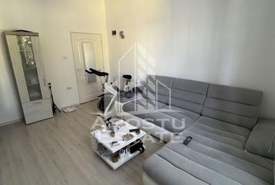 Garsonieră semidecomandată, mobilată în Complex Studențesc