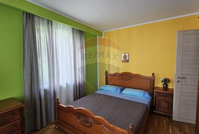 Casă / Vilă de lux cu 8 camere de vânzare in Obcini, Suceava - 37