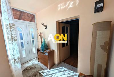 De vanzare casa 4 camere, 939mp teren, Oarda de Jos - 9